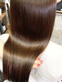 ククナ(Kukuna.)の写真/独自のトリートメント成分でシルクのようなうる艶髪が長期間持続◎通うほど綺麗になる感動をあなたに★