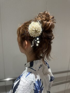 エフィールベルタ(afeel belta) ボリュームたっぷり高めアップ