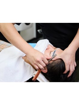 【平日19時まで受付】できる男は細部にまでこだわる！ひげ・眉を整えて清潔感＆好感度UP間違いなし！