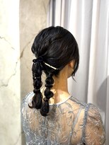 ヘアアレンジメント ボガスティーズ 川崎店(Hair arrangement Vogusty's) ツイン編みおろし