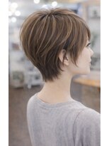 フルール(fleur)&nbsp;ほんのりハイライトショート