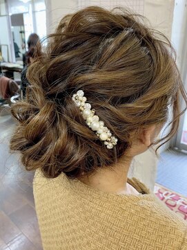 美容室もぜか堂 * 王道ゆるふわ系アップ×ドレスアップ・浴衣 *