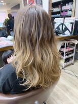 グレースモア(Grace More)&nbsp;（久留米／西原）ベージュ系グラデーションカラー