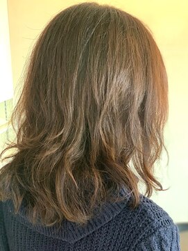 アークスヘアー 大人可愛い★スタイリング簡単♪イルミナ透明感アッシュベージュ