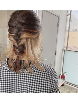 ビューティービースト 浦添店(beauty beast) インナーカラー×ヘアアレンジ