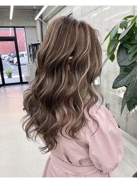 リノート バイ エゴル 名古屋(LINOET by ENGOL) 【LINOET名古屋】手島カミラ　夏にぴったりベージュ系ハイライト