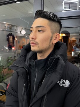 ウェルネス(Wellness) スキンフェードツイストスパイラルツーブロックマッシュ50