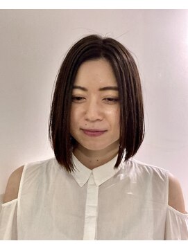 アンサン(unsung) 前下がりボブ