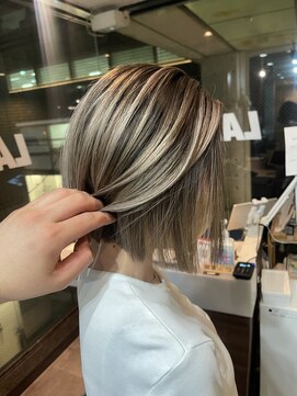 ラフ(LAFF) #バレイヤージュ#グレージュカラー#ボブウルフ#ココアベージュ