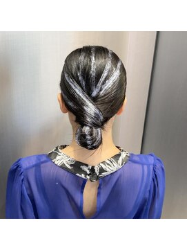 ハルキミナト ジャパン ヨコハマ(HARUKI MINATO japan YOKOHAMA) タイトお洒落アレンジ