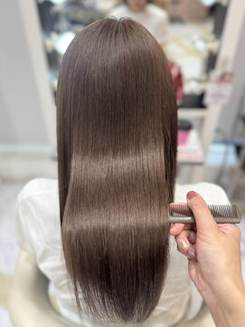 リー 梅田(Lee) プレミアム髪質改善 ソフトグレージュ