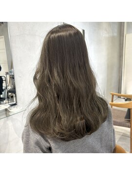 ミント(mint) 【ブリーチなしダブルカラーでしっかりオリーブグレージュ】