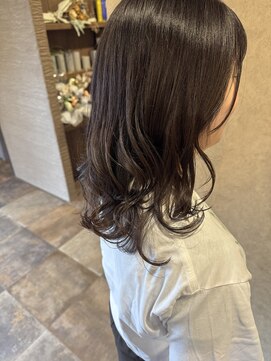 イロハ(iroh) イルミナカラー/グレージュ/頭浸浴/髪質改善