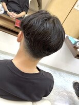 マキシム ナカイ(MAXIM NAKAI)&nbsp;ニュアンスパーマ　毛流れパーマ　センターパート