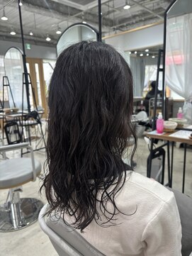 サンクチュアリ ウィズエデン 京橋店(Sanctuary with eden) ゆるふわパーマスタイル