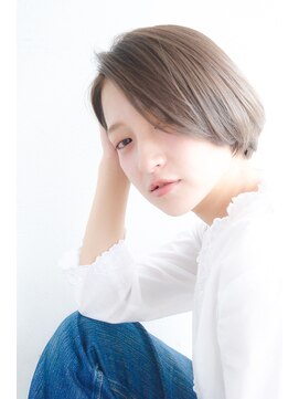 ヴィッカエコル (vicca 'ekolu) 《vicca 横山》ナチュラルピュアショートボブ