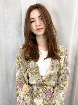 エムスラッシュ みなとみらい馬車道店(M SLASH) 馬車道/くすみカラー/オリーブベージュ/センターパートz1