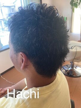 ハチ(Hachi) ショート