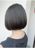 ＊シンプルにボブって良いよね…。スタイリングも楽だし