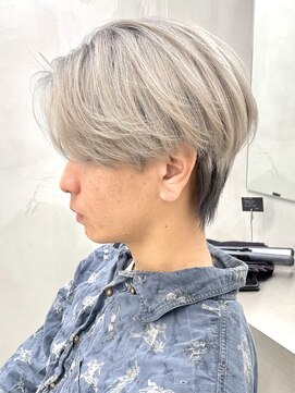 フィフス 名駅(fifth) ニュアンスセンターパートシルバーカラーメンズハイトーン