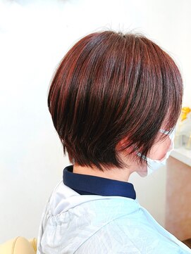 リリカル ヘアオブジェ ナチュラルショート