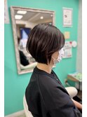 ショートボブ