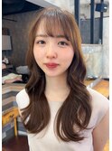 小顔カット　ロングヘア　ウェーブ　グレージュ【山崎　輝】