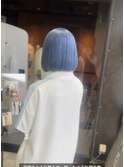ブルー