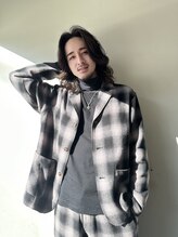 手塚亮汰【似合わせデザインカラー/可愛いを引き出すカット】Instagram　[ryota_shelha]