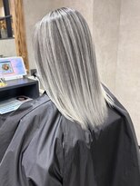 サニー 渋谷(SUNNY)&nbsp;バレイヤージュ、ハイライト、レイヤーカット、グレージュ