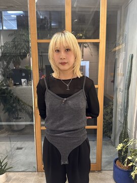 オムズドット(om's dot) フェイスレイヤー/ホワイトブロンド