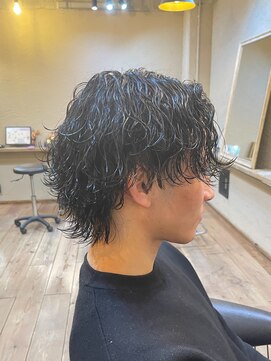 ミオ ベガ(Mio'' VEGA) 波巻きパーマ×ウルフ