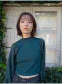 毛先重めのレイヤーボブ