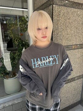 ティント 梅田(Tint) 【TOMOKI】ウルフ女子/抜きっぱなしブロンド