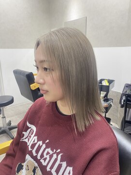 ジゼル 小倉(GiseL) 卒業式ブロンド　かじ