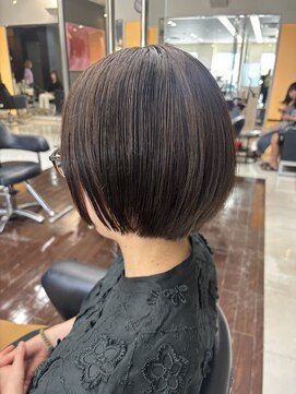 シャンプーボーイエイムス(SHAMPOO BOY aims) 大人ボブ