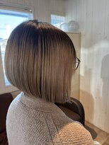 マリブヘアリゾート 太田店(malibu hair resort)&nbsp;前下がりボブ