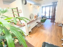 ワンズハート 本千葉(one's heart)の雰囲気(大人女性に人気の落ち着いた店内でリラックスしたサロンタイム♪)