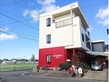 クアトロ ヘア(Quattro hair)の雰囲気(この3階建てが目印■058-323-3837)