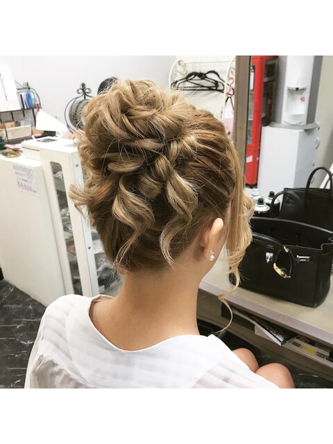 お団子ヘアー（ヘアセット）