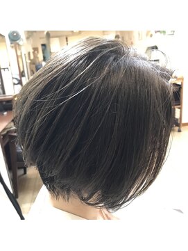 ギフト ヘアー サロン(gift hair salon) グレージュ×ショートボブ
