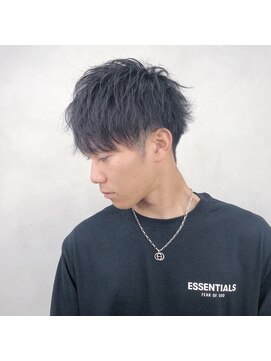 ジゼル(gisele) 刈り上げ束感ショート