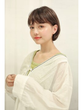 マグノリア オモテサンドウ(MAGNOLiA Omotesando) ふわっとカールが揺れるショートボブパーマ・・・HINATA