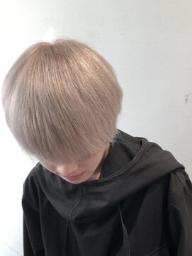 エイトセカンド 新宿三丁目店(EIGHT second) ＃mens×white