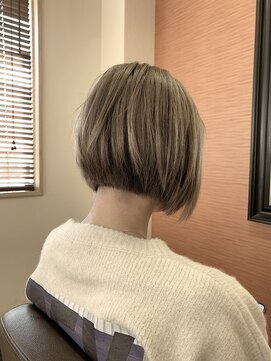 ヘアーサロン デペント(HAIR SALON Depend) セクションカラー　ペールシルバー