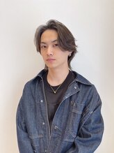 当店のスタイリストは髪質改善＋αが得意！髪の毛をキレイしながら気分やテイストに合う美髪ヘアをご提案