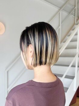 シンシ(Cinci)の写真/定番のミルクティー、グレージュ、ショコラブラウンといったラテカラーが人気☆デザインブリーチもお任せ☆