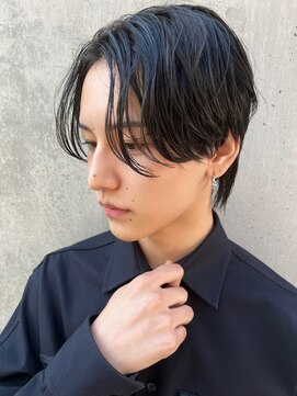 イオエ 心斎橋(ioe) コンマヘアナチュラルセンターパート【韓国風メンズヘア】