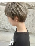 丸みハイトーンショート/ショートカット/20代/30代/40代