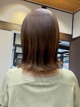 サロンドクー(salon de Qoo)の写真/20年以上も経験のあるスタイリストが仕上げまで担当するサロン。高いカット技術×似合わせカットが得意◎